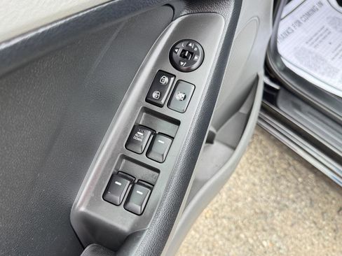 Used 2018 Kia Forte LX FWD image 17