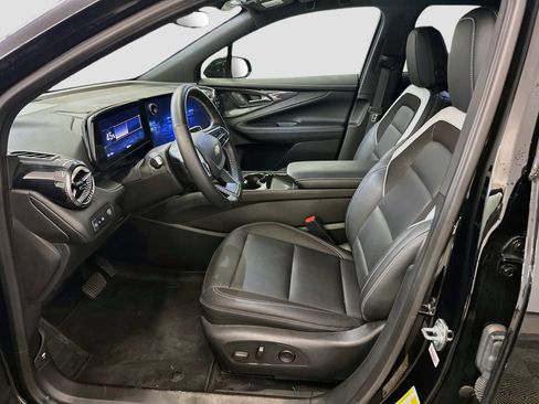 Used 2024 Chevrolet Blazer EV LT AWD/4WD image 13