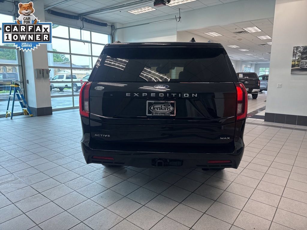 Used 2025 Ford Expedition Max Active AWD/4WD image 18