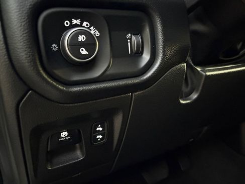 Used 2022 RAM 1500 Big Horn image 4