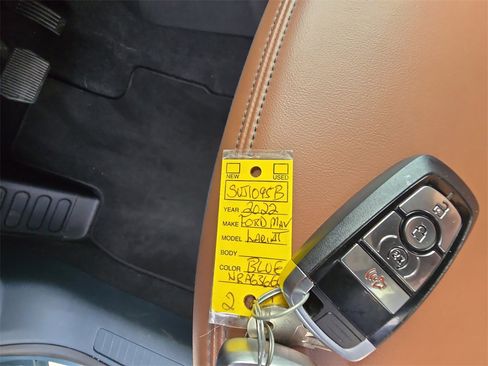 Used 2022 Ford Maverick Lariat w/ Lariat Luxury Package image 37