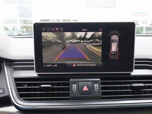 Used 2018 Audi SQ5 Prestige w/ Prestige Package image 10