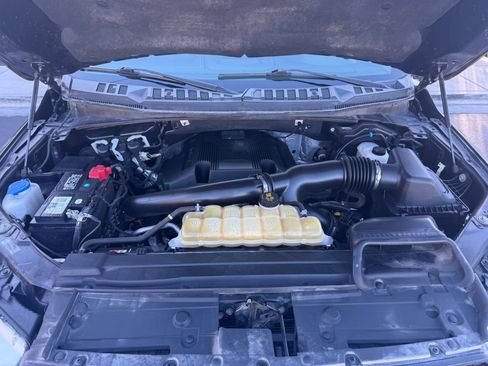 Used 2020 Ford F150 Lariat image 3