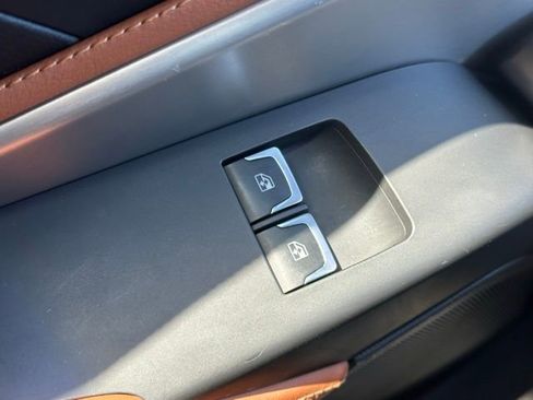 Used 2017 Chevrolet Corvette Z06 w/ Z07 Performance Package image 18