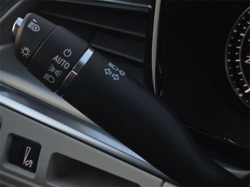 Used 2025 Cadillac XT5 Premium Luxury w/ LPO, Floor Liner Package image 30