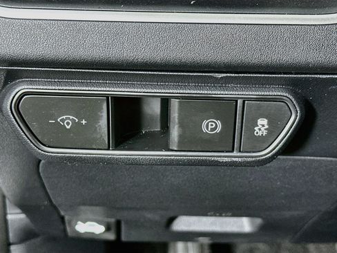 Used 2025 Kia K4 FWD image 17