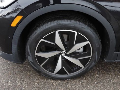 Used 2023 Volkswagen ID.4 Pro S image 13