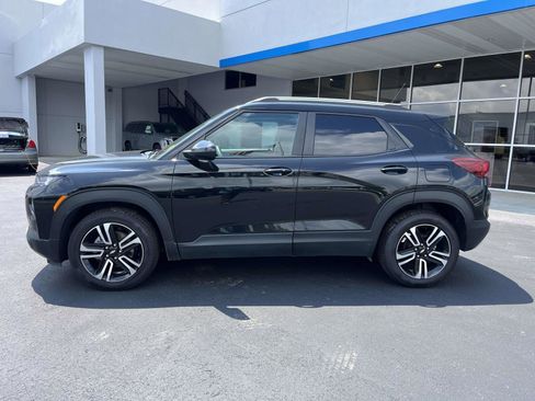 Used 2023 Chevrolet TrailBlazer LT FWD image 6