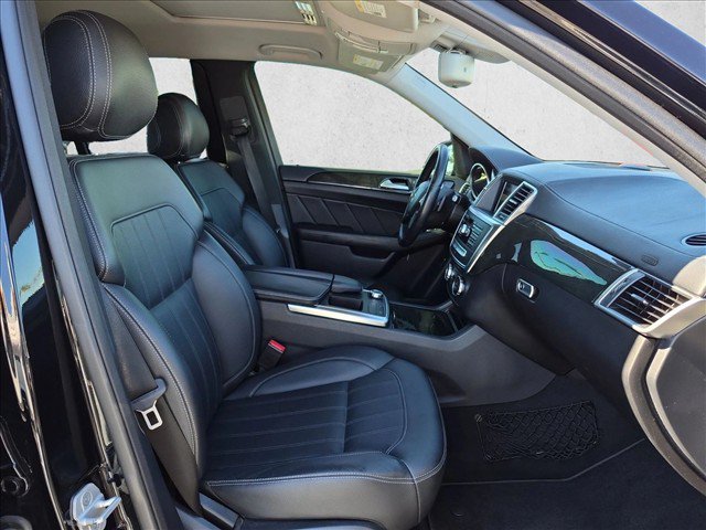 Used 2016 Mercedes-Benz GL 450 4MATIC image 22