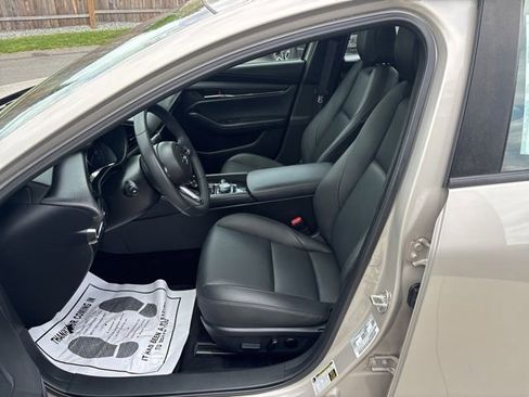 Used 2023 MAZDA MAZDA3 s FWD image 15