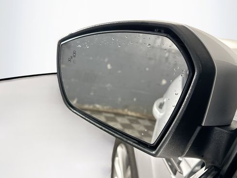 Used 2018 Ford Escape Titanium w/ Ford Safe & Smart Package image 16