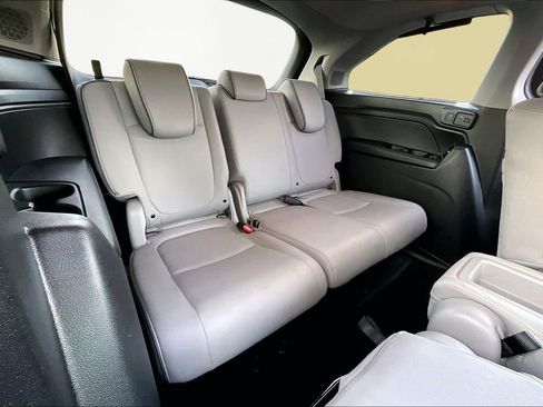 Used 2024 Honda Odyssey Elite image 20