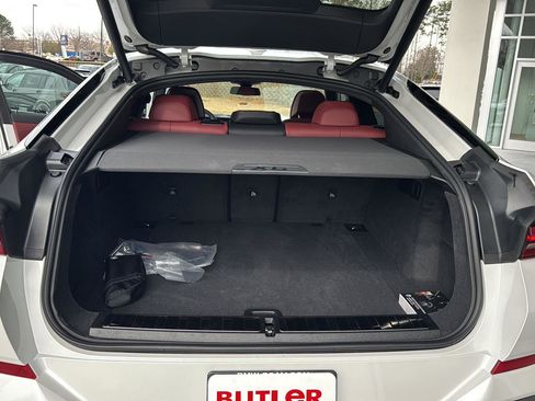 New 2026 BMW X6 xDrive40i image 29