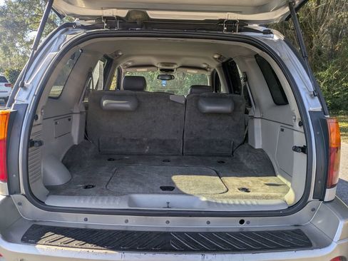 Used 2002 GMC Envoy SLT image 26