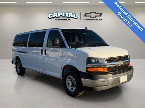 Used 2024 Chevrolet Express 3500 LT w/ LT Preferred Equipment Group image 7