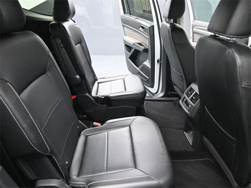 Certified 2022 Volkswagen Atlas SE image 25