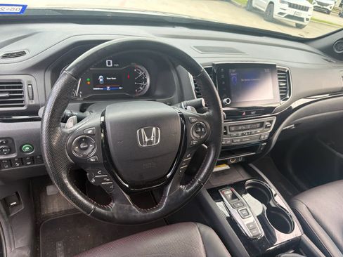 Used 2022 Honda Ridgeline Black Edition image 9