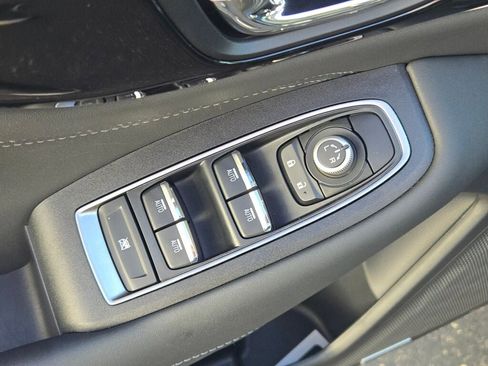 Certified 2025 Subaru Outback Limited image 18