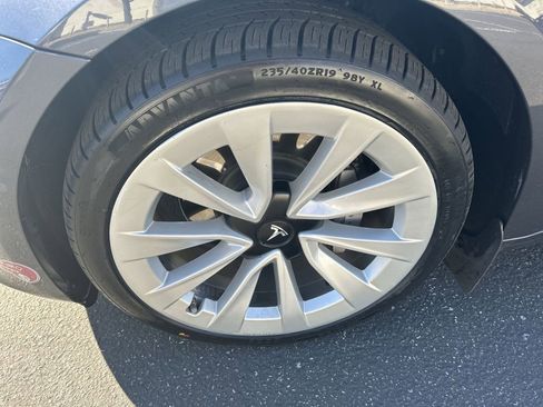 Used 2022 Tesla Model 3 Long Range image 10