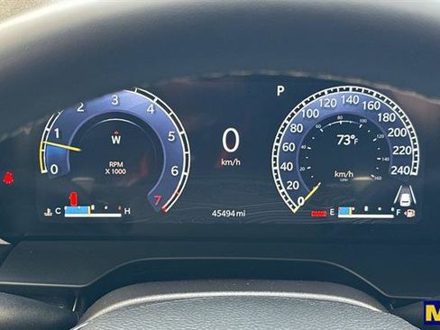 Used 2023 Jeep Grand Cherokee L Laredo image 33