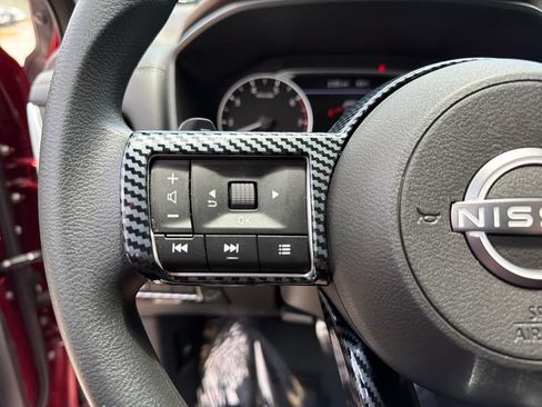 Certified 2023 Nissan Rogue SV FWD image 22