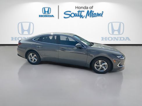 Used 2021 Hyundai Sonata SE FWD image 8