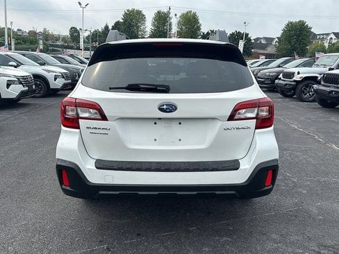 Used 2018 Subaru Outback 2.5i AWD/4WD image 7