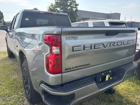 Used 2026 Chevrolet Silverado 1500 Custom w/ LPO, Dark Essentials Package AWD/4WD image 9
