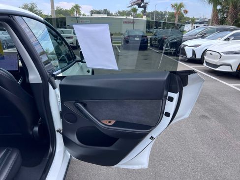Used 2020 Tesla Model Y Long Range AWD/4WD image 49