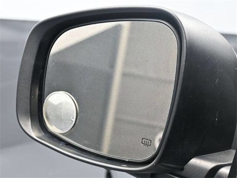 Used 2019 Dodge Grand Caravan GT image 9