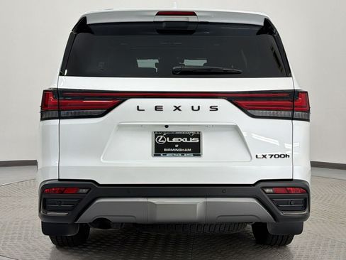 Certified 2025 Lexus LX 700h Overtrail AWD/4WD image 11