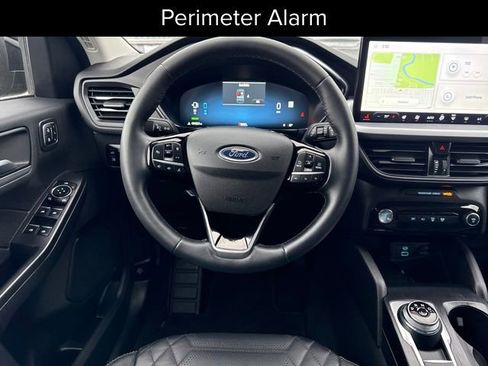 Used 2023 Ford Escape SE w/ PHEV Premium Package image 15