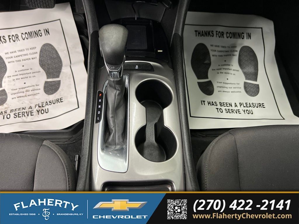 Used 2022 Chevrolet Malibu LS FWD image 28