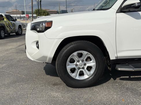 Used 2018 Toyota 4Runner 2WD image 9