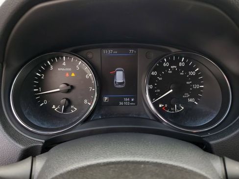 Used 2019 Nissan Rogue SL w/ Premium Package image 30