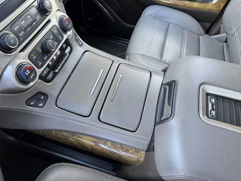 Used 2017 GMC Yukon Denali w/ Open Road Package image 23