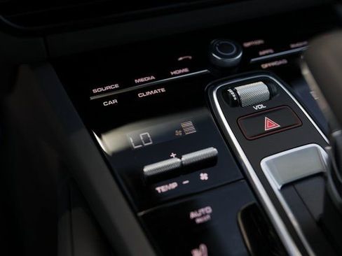 Used 2023 Porsche Cayenne S image 14