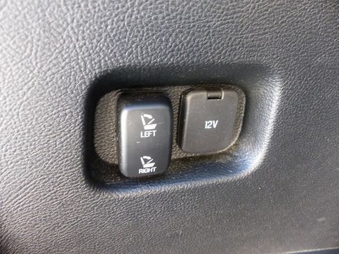 Used 2018 Ford Edge SEL w/ Equipment Group 201A FWD image 31