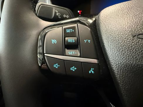Certified 2023 Ford Escape Active AWD/4WD image 19
