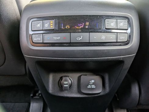 Used 2022 Hyundai Palisade Calligraphy image 25