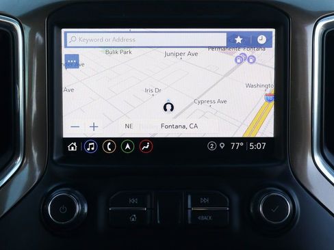 Used 2021 Chevrolet Silverado 1500 High Country w/ Technology Package image 34