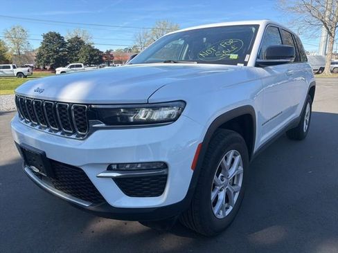 Used 2022 Jeep Grand Cherokee Limited image 7