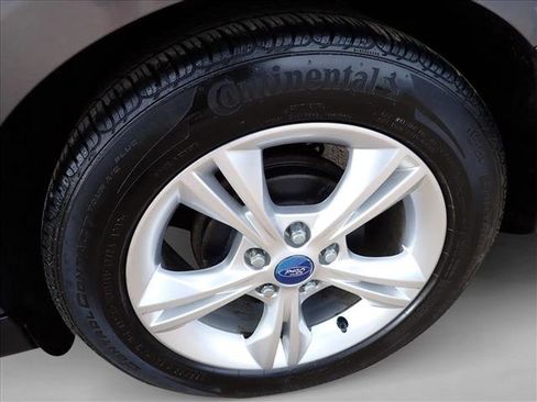 Used 2013 Ford Focus SE image 6