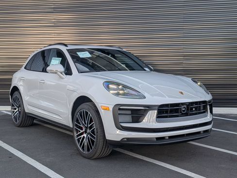 New 2026 Porsche Macan S AWD/4WD image 9