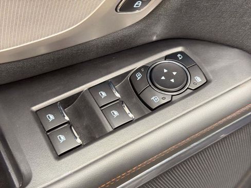 Used 2025 Ford Expedition Active AWD/4WD image 13