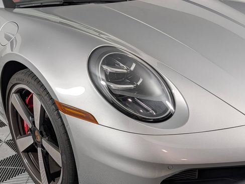 Used 2025 Porsche 911 Carrera S RWD image 15