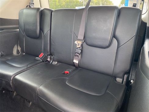 Used 2023 Nissan Armada SL w/ Captain's Chairs Package image 38
