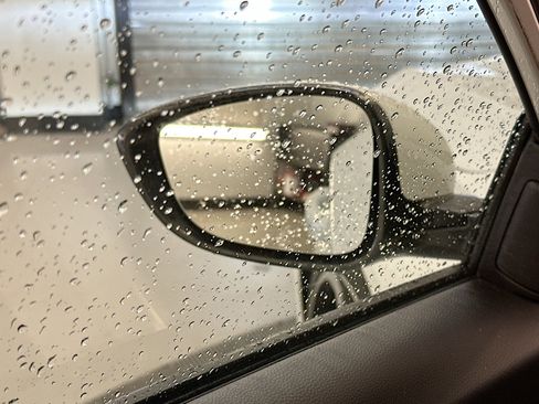 Used 2019 Honda Accord Sport image 16