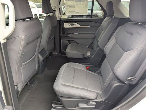 New 2026 Ford Explorer Active image 15