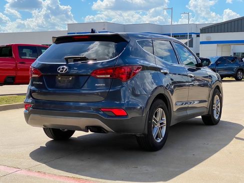 Used 2017 Hyundai Santa Fe Sport image 16